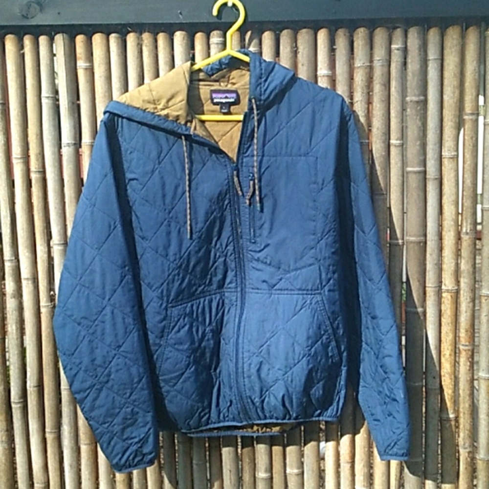 Patagonia quilted hoodie mens Large